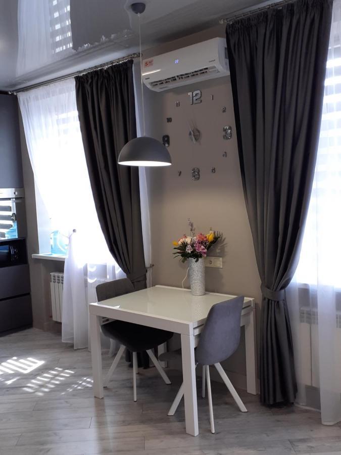 Просторі Lux Апартаменти На Центральному Проспекті, Великий Smart Tv,Преміум-Підписки Youtube Та Онлайн-Кінотеатрів , Кавомашина, Відкритий Балкон, Звітні Документи Krivoy Rog Εξωτερικό φωτογραφία